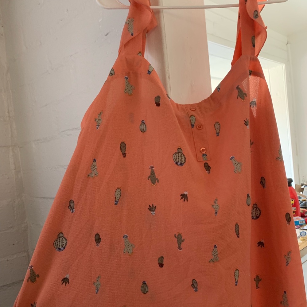 Super cute and fun cactus tank size 4